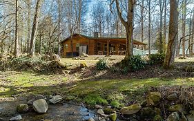 Sugar Cove By Avantstay Cabin By The River W Hot Tub Pool Table Guest House