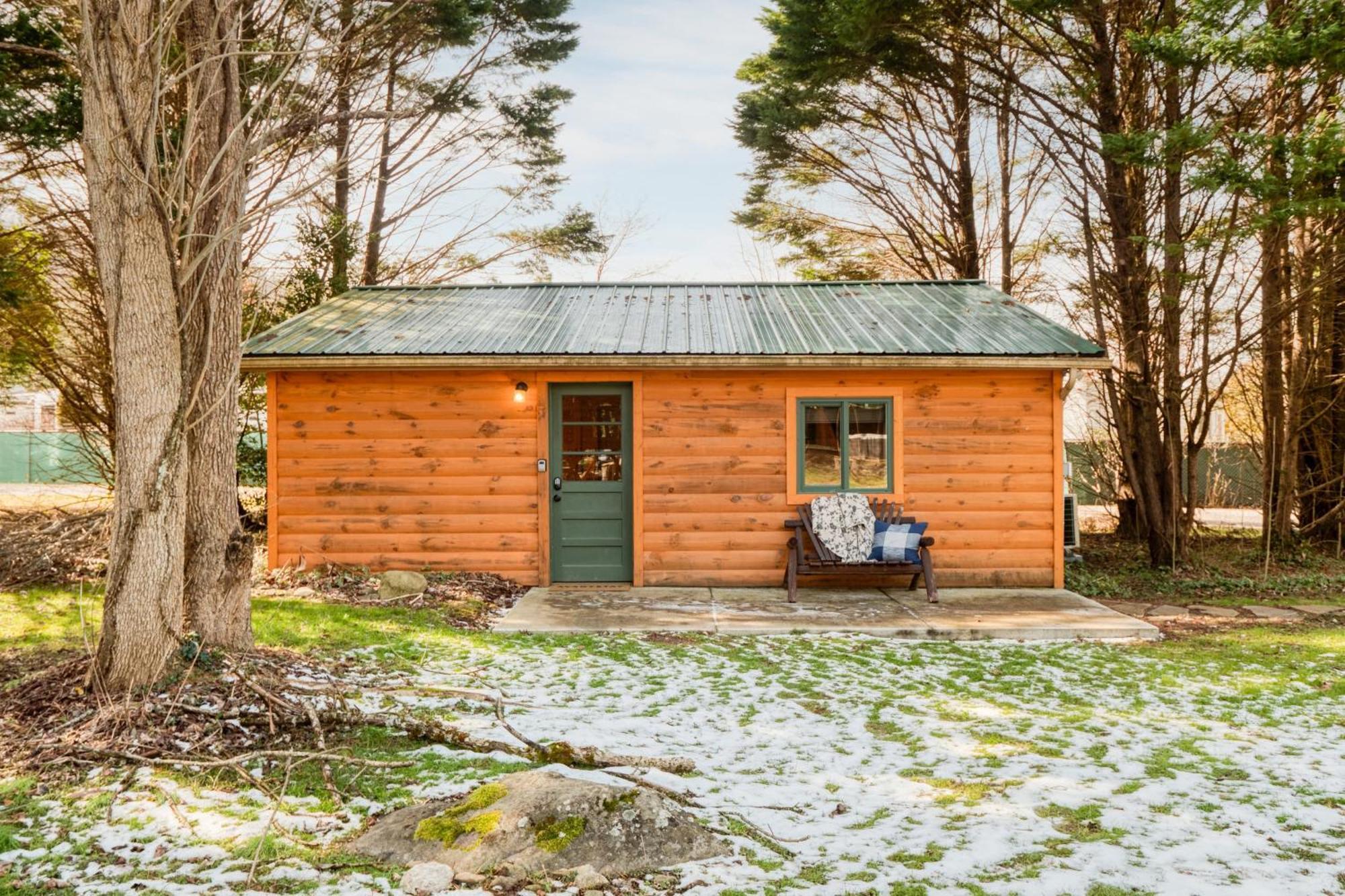 Sugar Cove By Avantstay Cabin By The River W Hot Tub Pool Table Guest House Gatlinburg Exterior photo