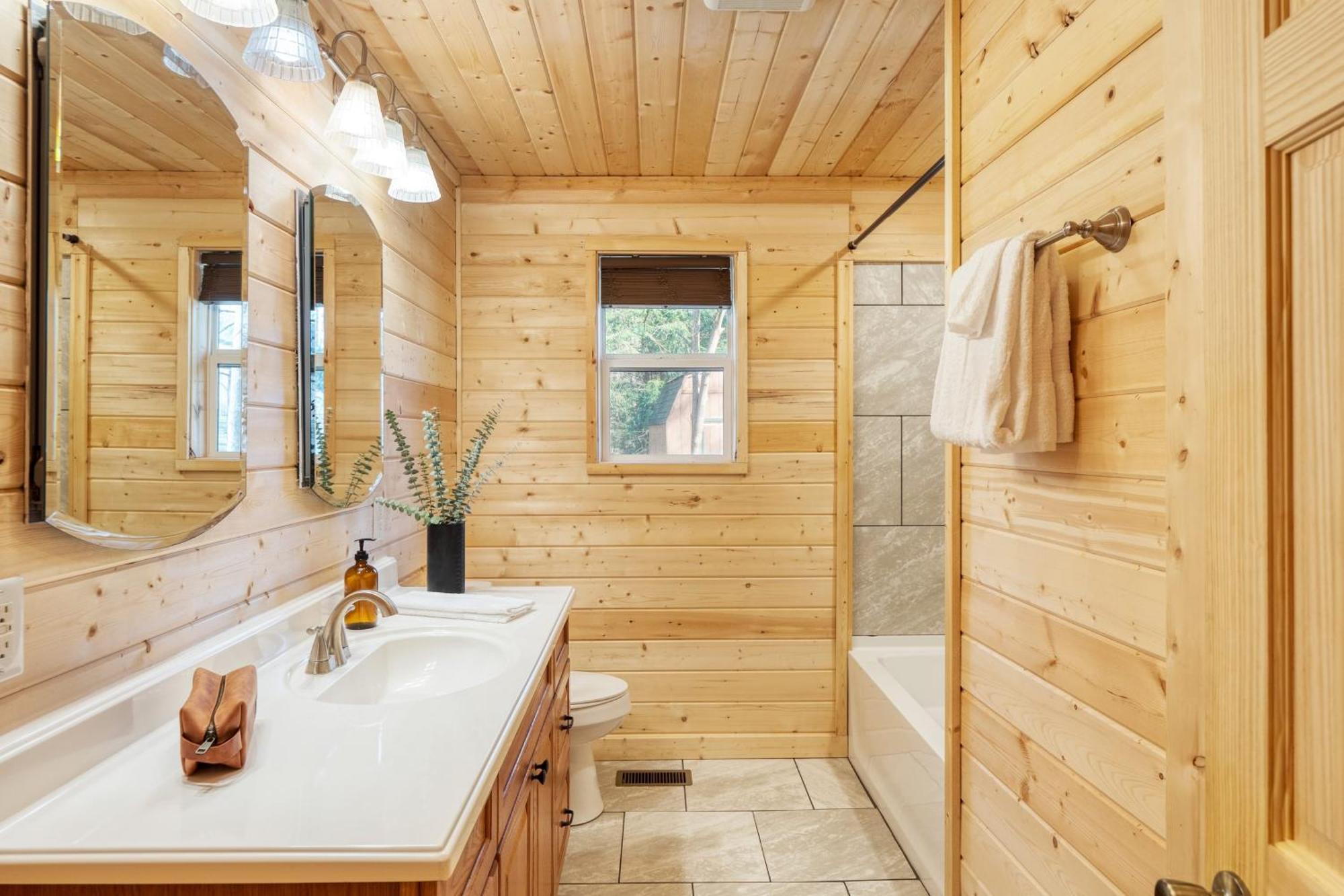Sugar Cove By Avantstay Cabin By The River W Hot Tub Pool Table Guest House Gatlinburg Exterior photo