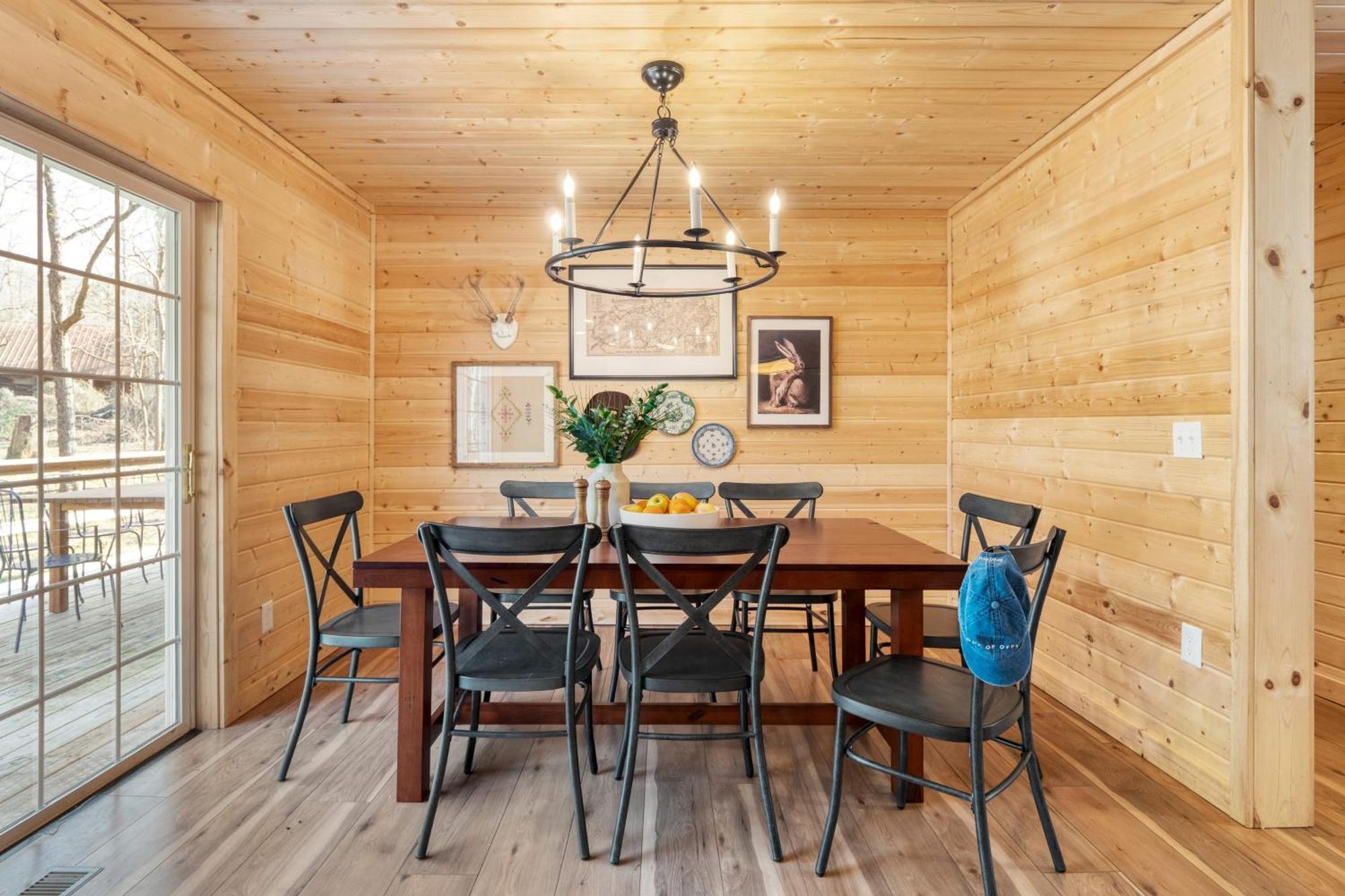 Sugar Cove By Avantstay Cabin By The River W Hot Tub Pool Table Guest House Gatlinburg Exterior photo